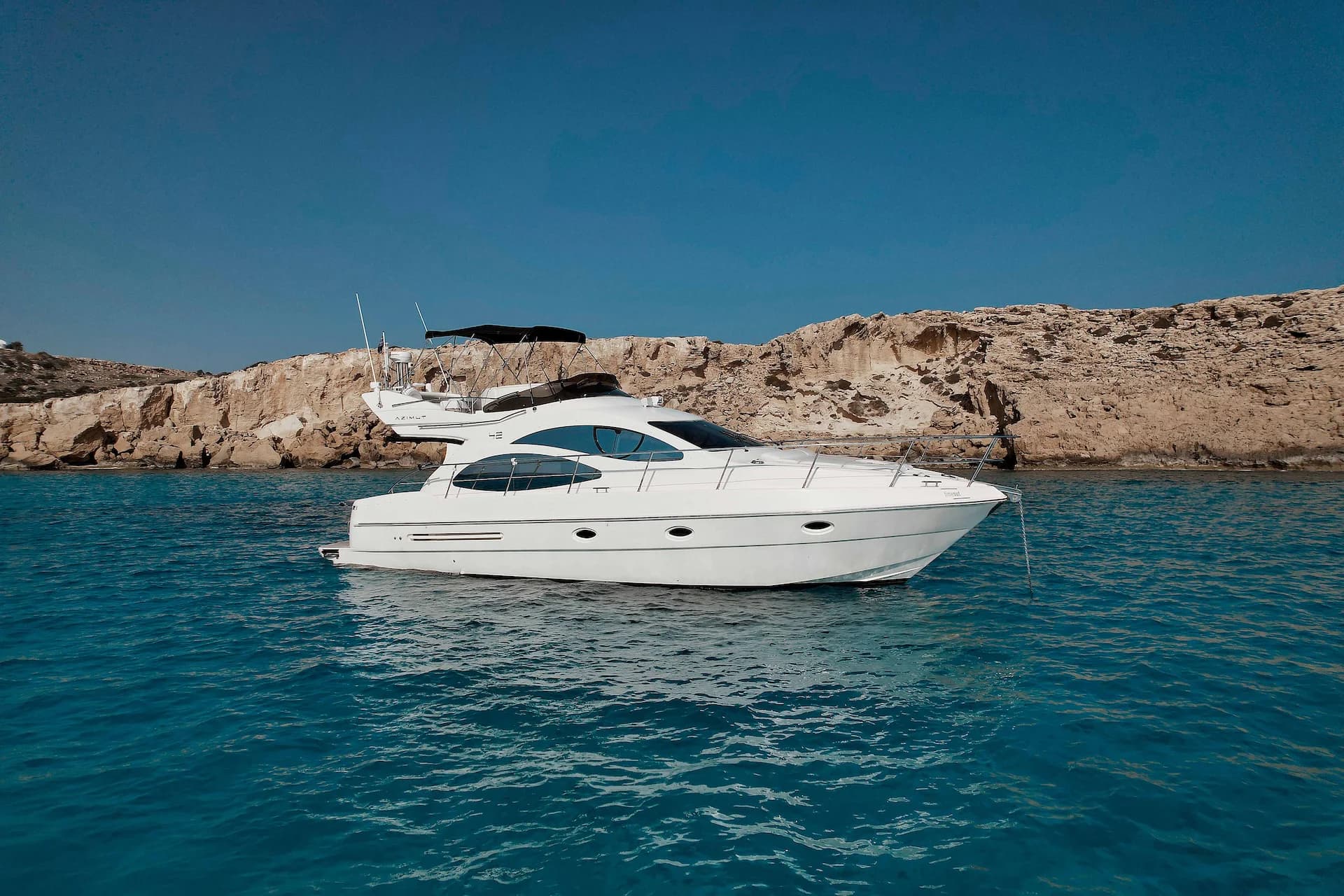 AZIMUT 42